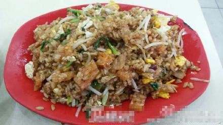 辣条炒饭引吃货叫好