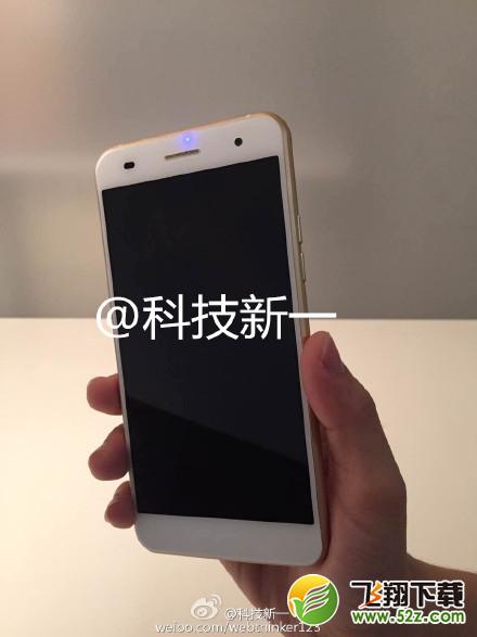 电池大亮！蓝魔手机真机首曝：iPhone 6看醉