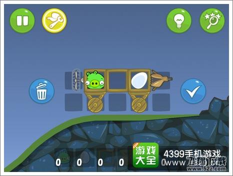 捣蛋猪3-4关怎么过 捣蛋猪三星攻略 图文攻略，在夜间飞行器第4关中吗，玩家要运用好风扇和鼓风机的配合才才能获得三星等级评价哦，接下来小编为您详细讲解捣蛋猪4-4过关攻略