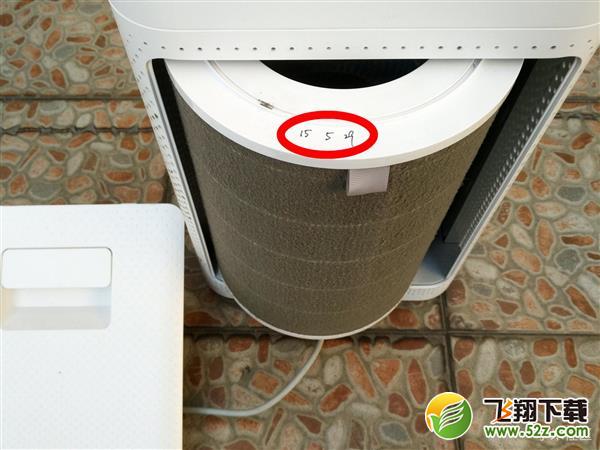 手把手教你清理小米净化器：拆开是这样的