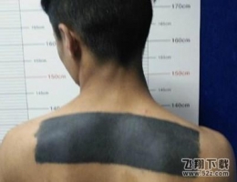 纹身师没文化纹了个刮刮乐 网友:哈哈哈真的想去刮