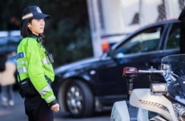 西湖最美女警到底有多美 西湖最美女警获走红获网友点赞