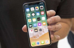 华为MateRS保时捷版和iphone X手机对比实用评测