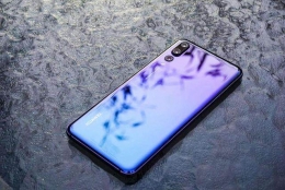 vivo X23和华为p20手机对比实用评测