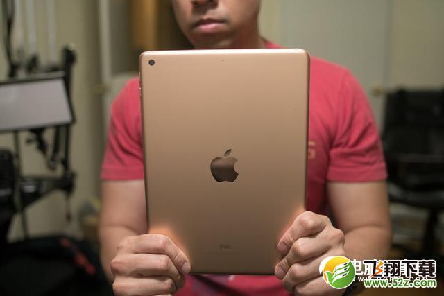 小米平板4Plus和iPad2018哪个好_小米平板4Plus和iPad2018评测对比