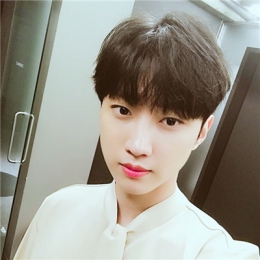 最新版2019男生帅气小清新头像 男生唯美帅气小清新头像大全2019