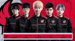 2019LPL夏季赛季后赛FPX vs BLG第三局比赛视频回顾