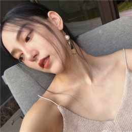 性感成熟优雅女生头像高清2019 2019女生最火的头像气质成熟大全