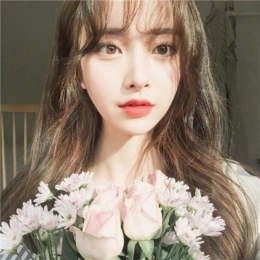最新版2019女生唯美捧花头像 2019女生唯美小清新捧花头像