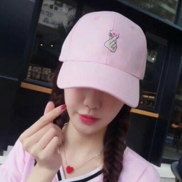 戴帽子女生头像精选可爱小清新 戴帽可爱单纯小清新的女生