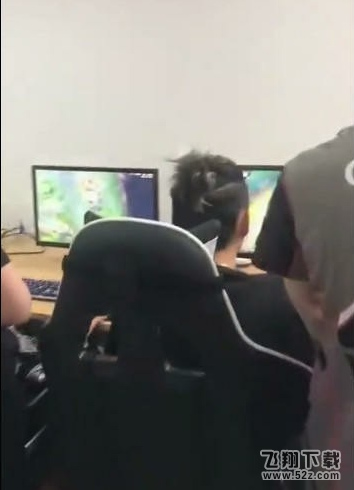 lol吴亦凡和PDD组队开黑 明星战队要加人吗