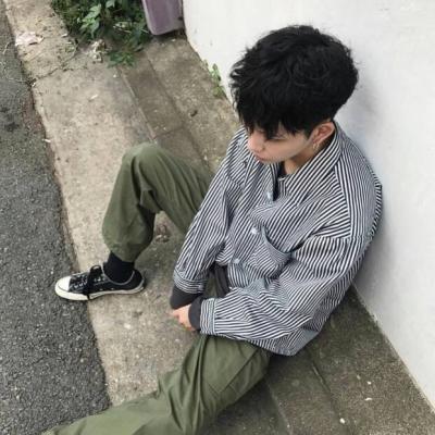 微信男生头像帅气冷酷2018最新_2018最火爆男生头像图片大全
