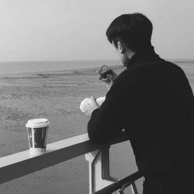 2018qq头像男生颓废伤感高清头像_内心伤感孤独男生头像高清图片