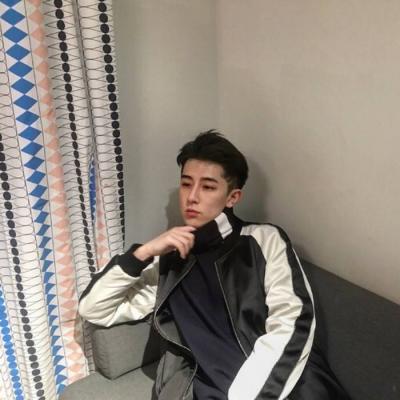 男生微信头像精选个性超拽小丑_霸气男生微信头像小丑独一无二